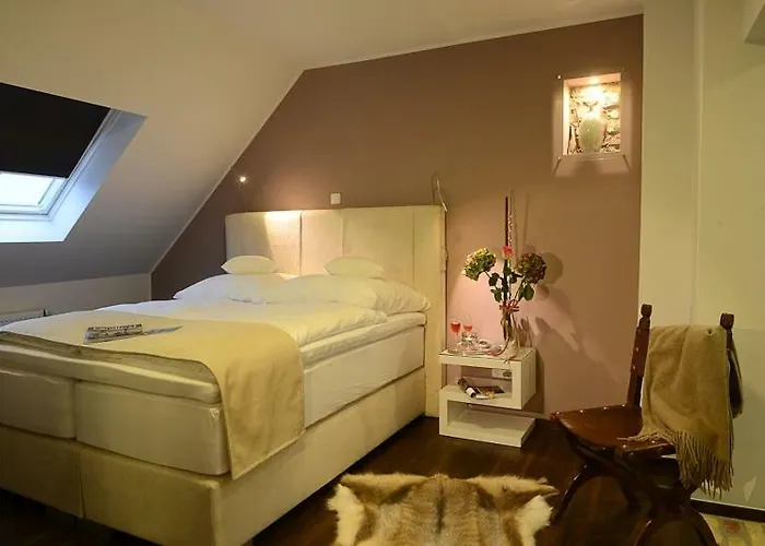 Alte Toepferei Szálloda *