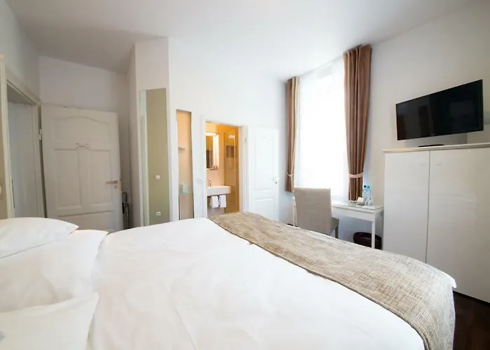 Alte Toepferei Szálloda *