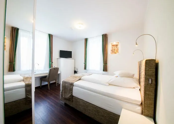 Alte Toepferei Szálloda *